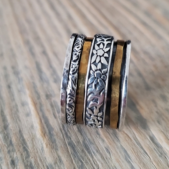 Silpada Twirl Ring - Picture 2 of 12